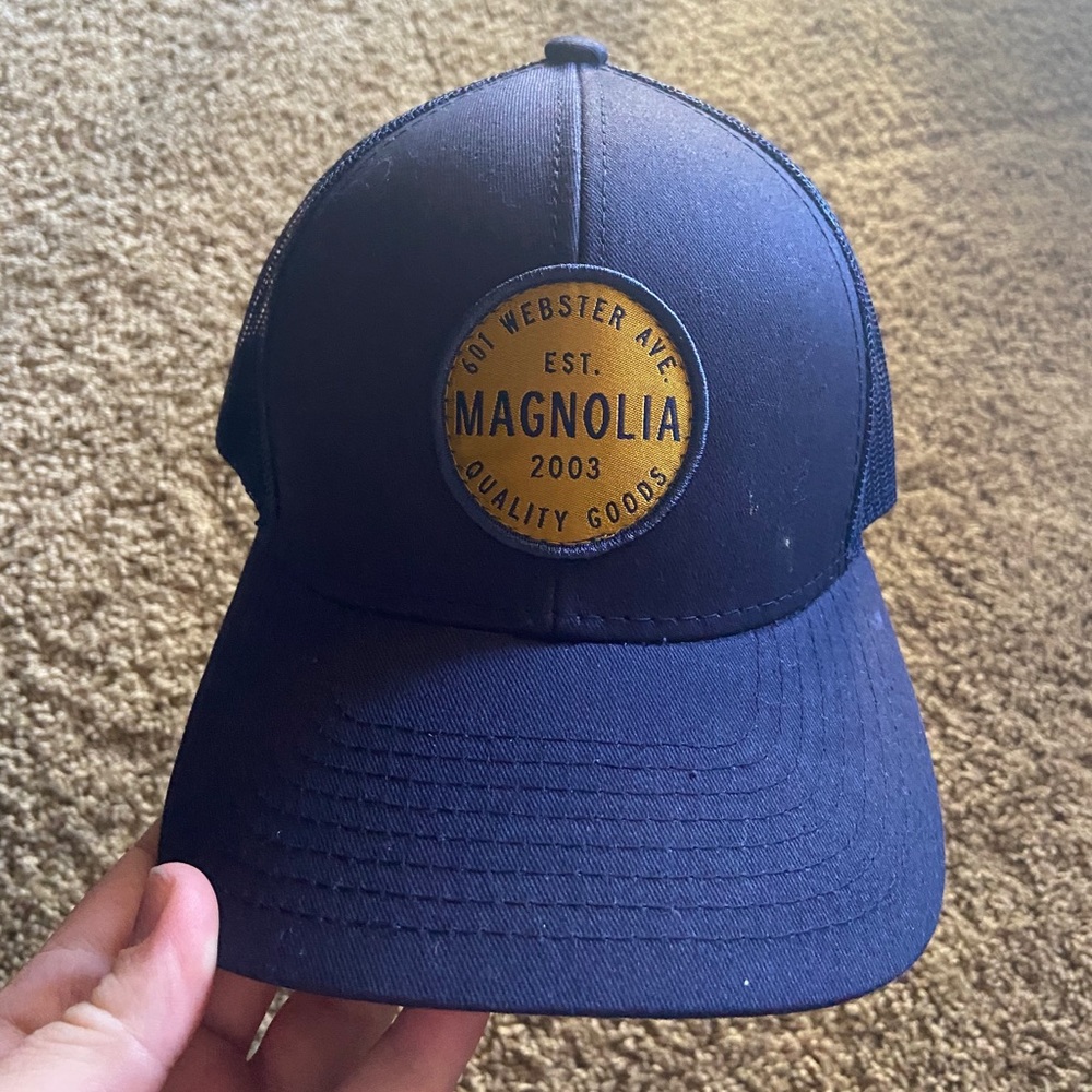 Magnolia hat NWT
